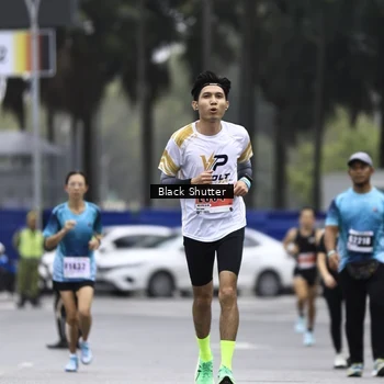 Runner Photo 8918634
