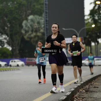 Runner Photo 8918715