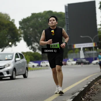 Runner Photo 8918771