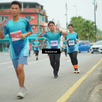 Runner Photo 8918779