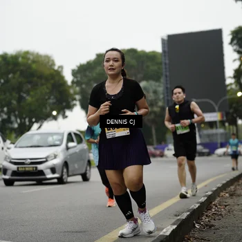 Runner Photo 8918787