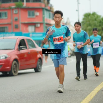 Runner Photo 8918812