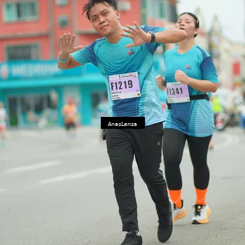 Runner Photo 8918904