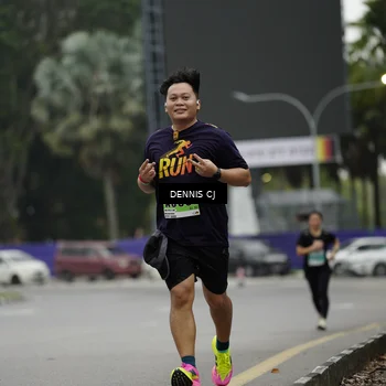 Runner Photo 8918915