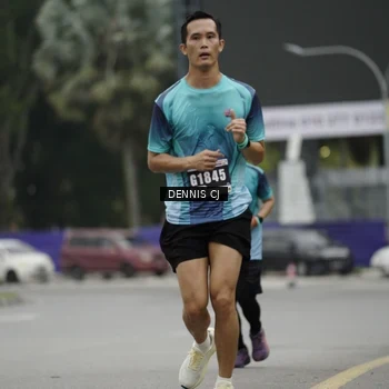 Runner Photo 8919070