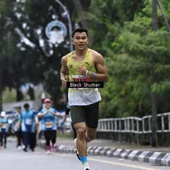 Runner Photo 8919098