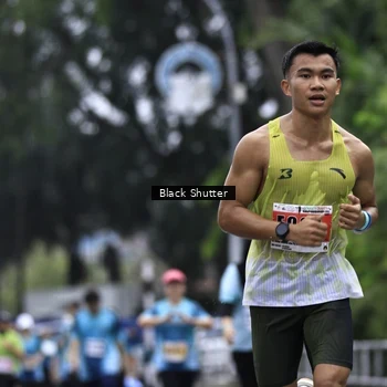 Runner Photo 8919101