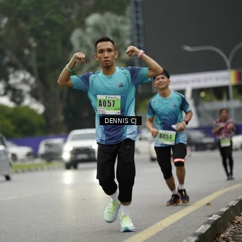 Runner Photo 8919223