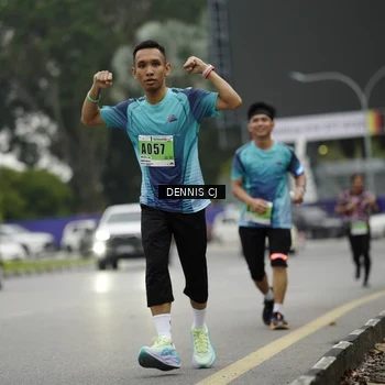 Runner Photo 8919224