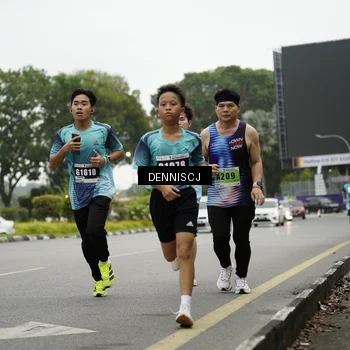 Runner Photo 8919492