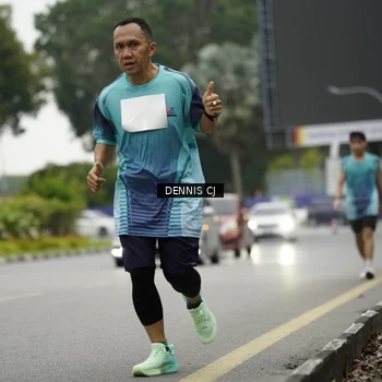 Runner Photo 8919548