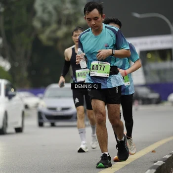 Runner Photo 8919663