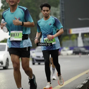Runner Photo 8919687