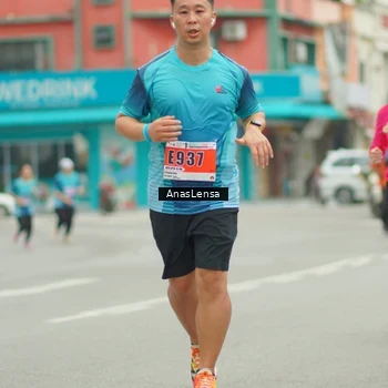 Runner Photo 8919696