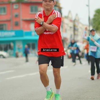 Runner Photo 8920017