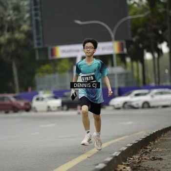 Runner Photo 8920018