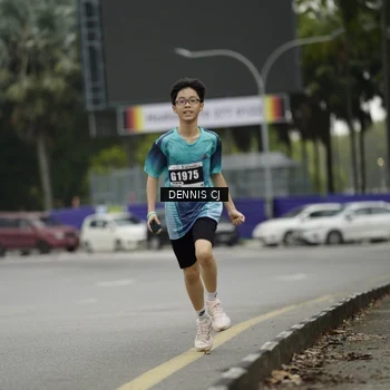 Runner Photo 8920028