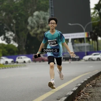 Runner Photo 8920057