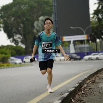 Runner Photo 8920067