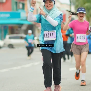 Runner Photo 8920097