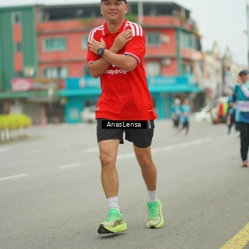 Runner Photo 8920107