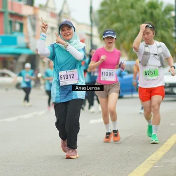 Runner Photo 8920119