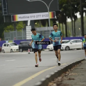 Runner Photo 8920125