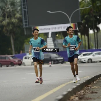 Runner Photo 8920150