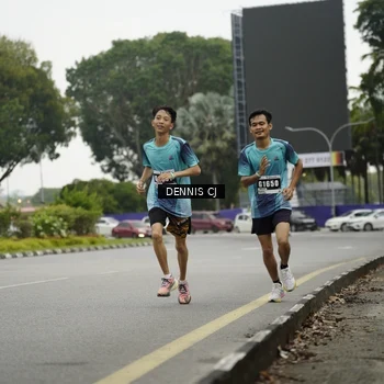 Runner Photo 8920181