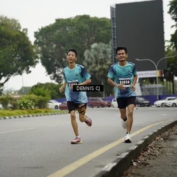Runner Photo 8920184