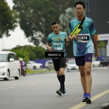 Runner Photo 8920244