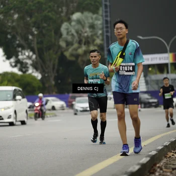 Runner Photo 8920246