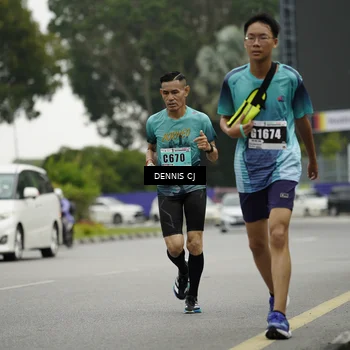 Runner Photo 8920247