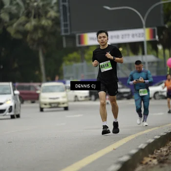Runner Photo 8920306