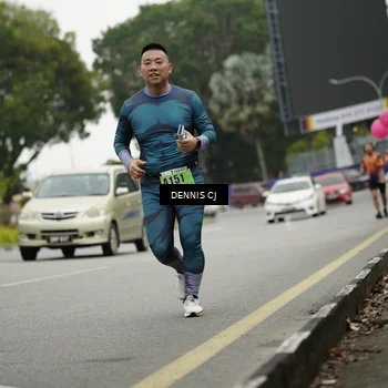 Runner Photo 8920381