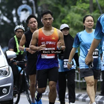 Runner Photo 8920454