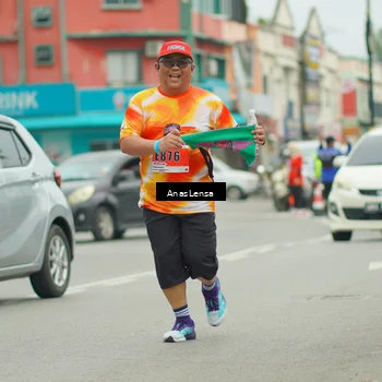 Runner Photo 8920716