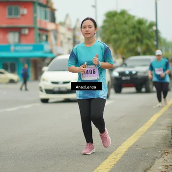 Runner Photo 8920757