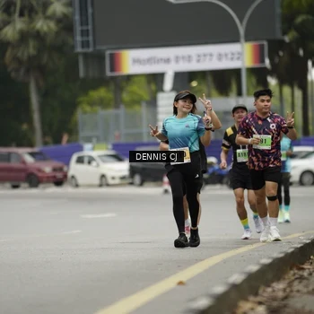 Runner Photo 8920800