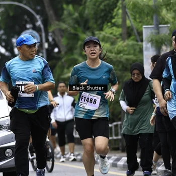 Runner Photo 8920806