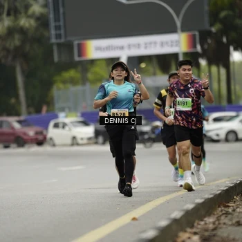 Runner Photo 8920815