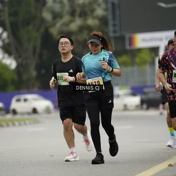 Runner Photo 8920823