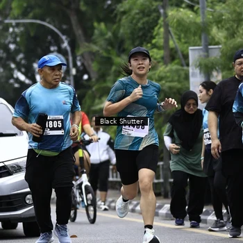 Runner Photo 8920852