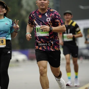 Runner Photo 8920856