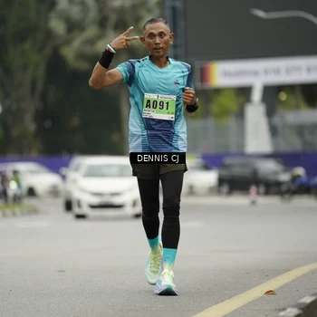 Runner Photo 8920904