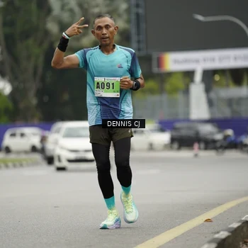 Runner Photo 8920922