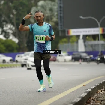 Runner Photo 8920930