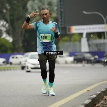 Runner Photo 8920941
