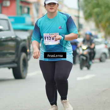 Runner Photo 8921030