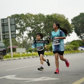 Runner Photo 8921156